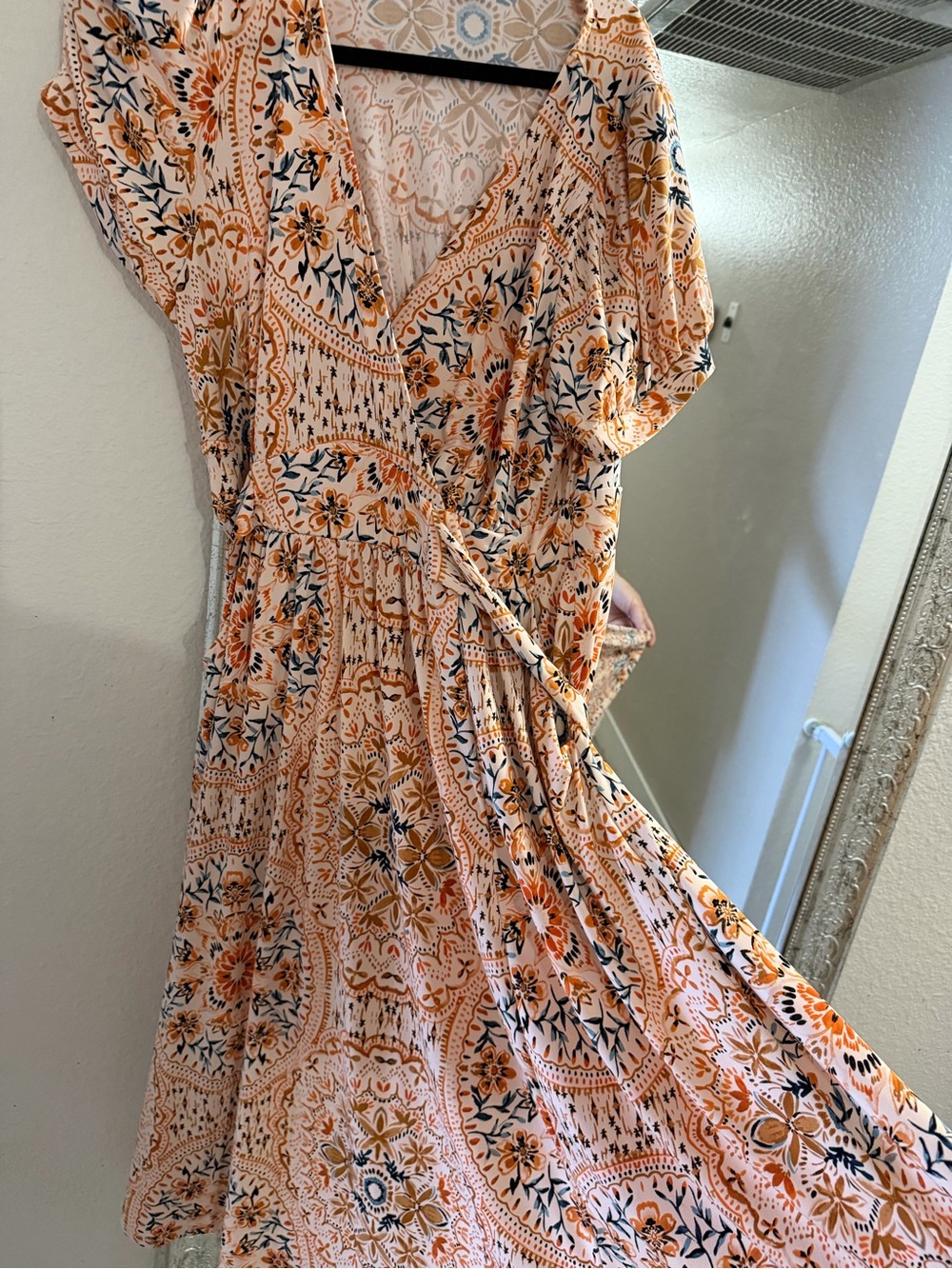 Floral Wrap Midi Dress in Peach and Navy - Unbranded